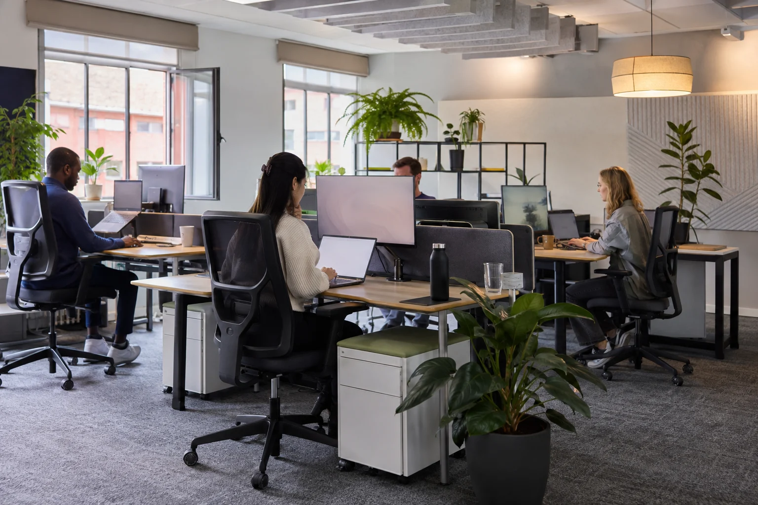 How to Create a More Comfortable and Efficient Workplace 1 Efficient Workplace